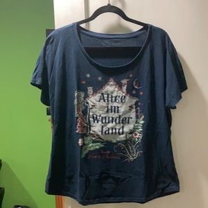 Out of Print Alice in Wonderland T-shirt. Size XL.